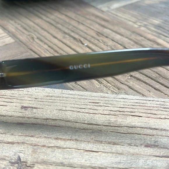 Gucci women’s sunglasses - Picture 4 of 8
